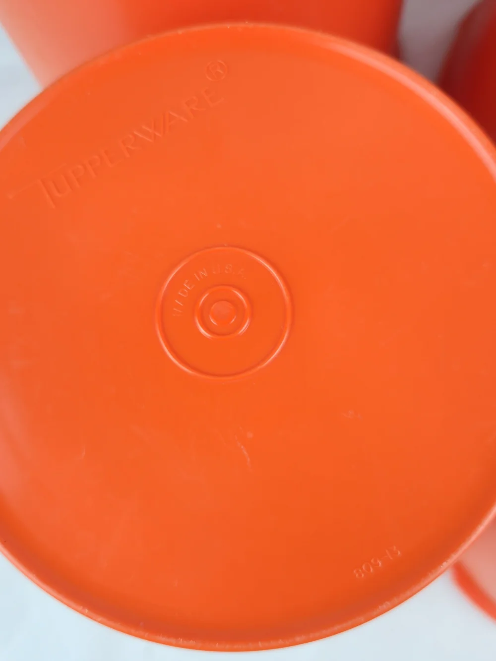 Tupperware classic piece